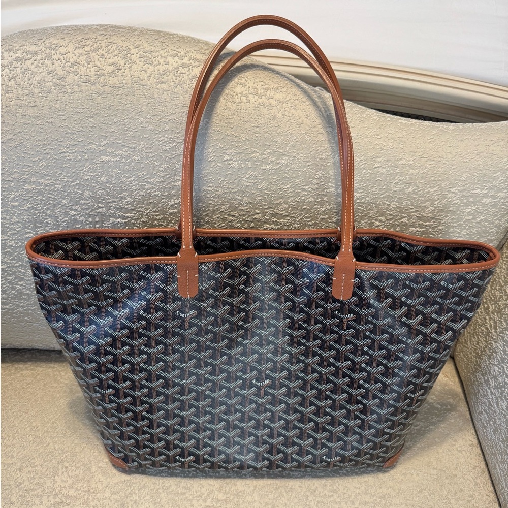 Goyard Artois mm Black and Gold Bag